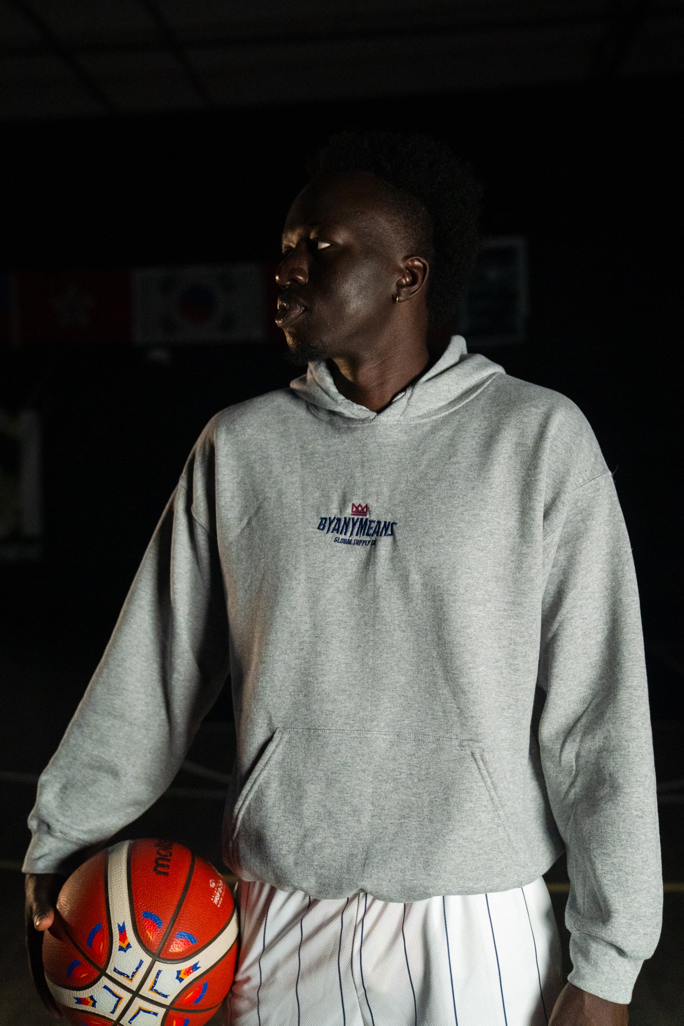 NYY EMBROIDERED HOODIE